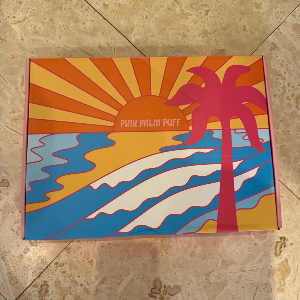Pink Palm Puff Multicolor Box